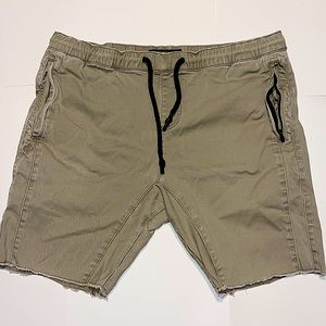 M Crash Distressed Men’s Shorts